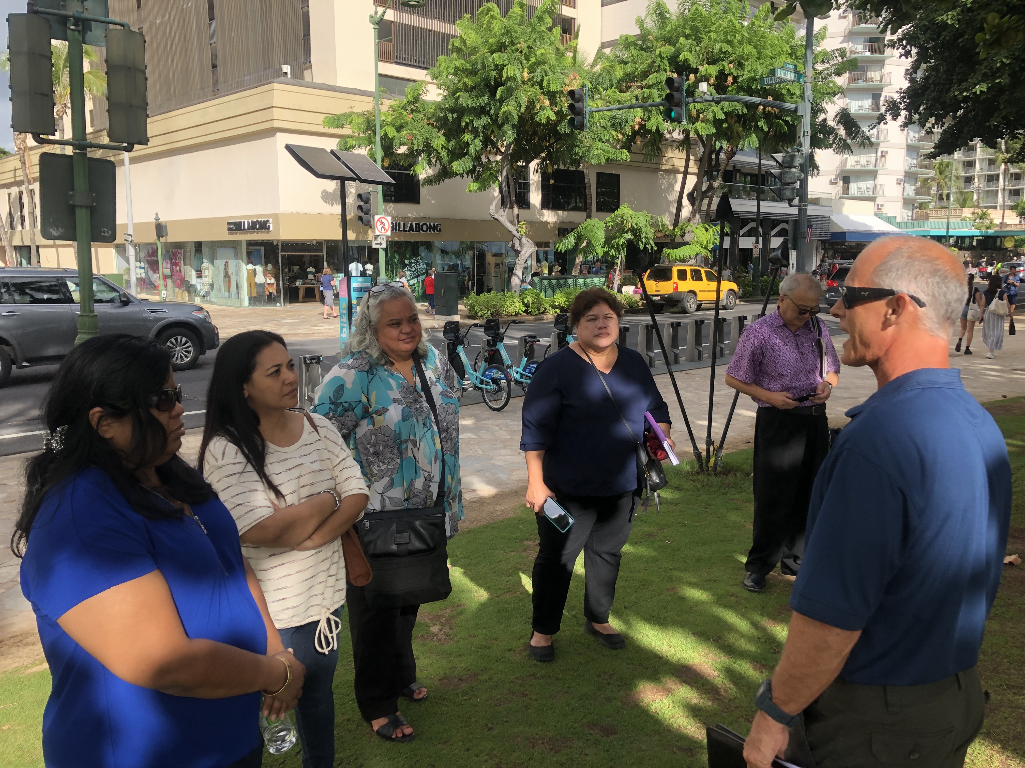 Taskforce meets Waikiki Beach Management Coordinator Dolan Eversole